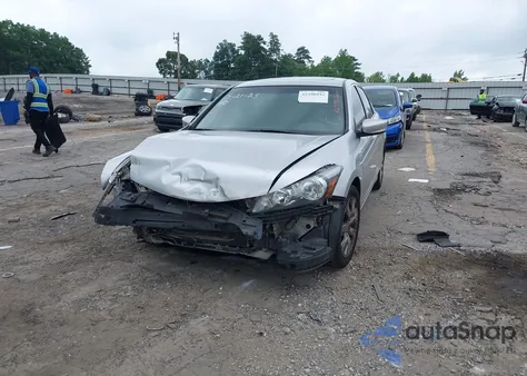 2008 Honda Accord 2.4 Ex-L z USA, uszkodzony, nr VIN JHMCP26898C003084